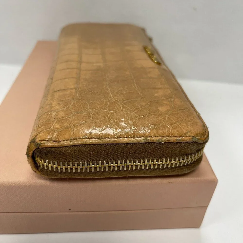 Miu Miu Crocodile-Embossed Leather Zip-Around Wallet, Cammello - Preowned